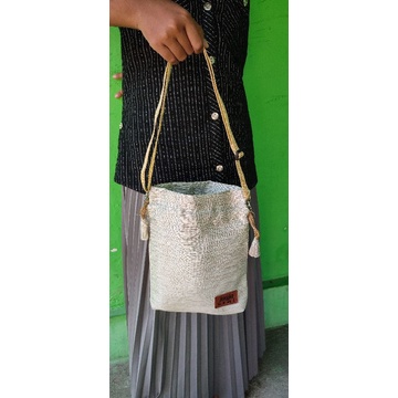 TAS SERUT FULL MULER TAS SELEMPANG WANITA MINI KANVAS 22 x 27 cm