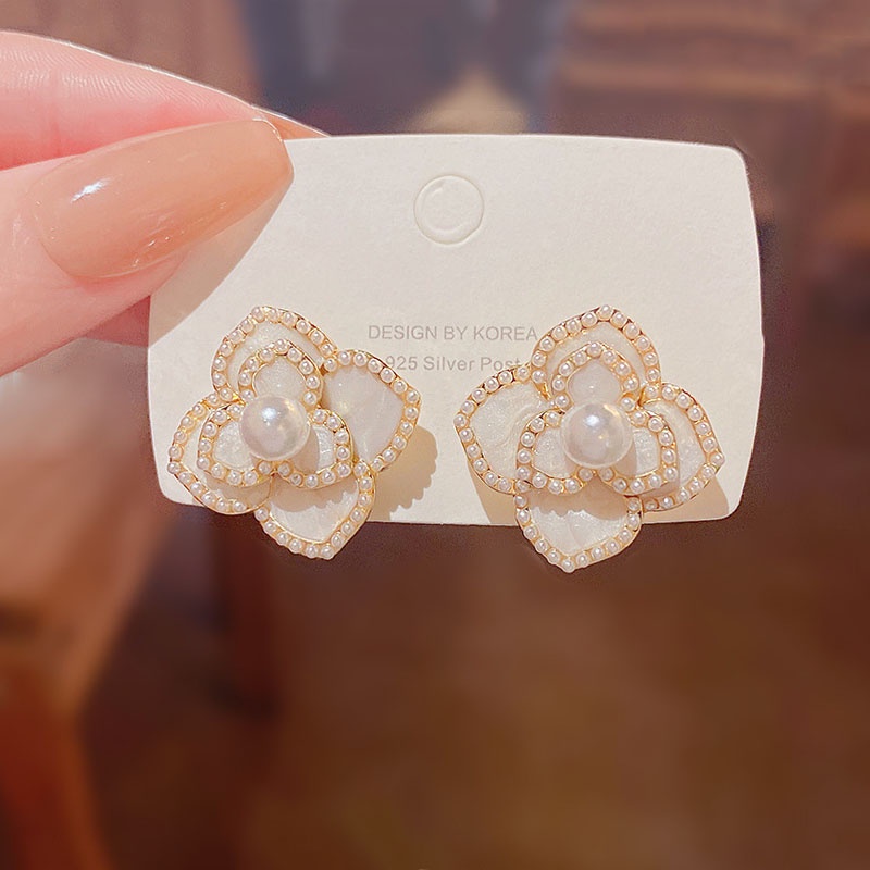 Anting Stud 925 silver needle Bentuk Bunga Aksen Mutiara Dan Berlian