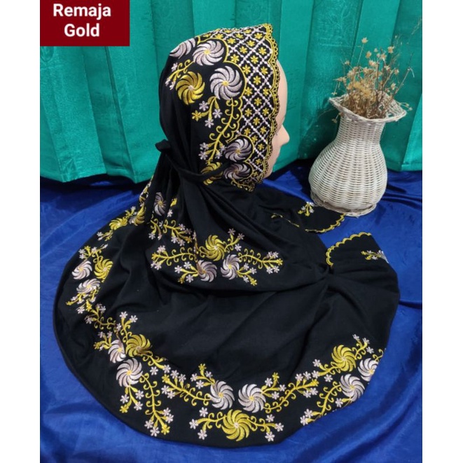 Mukena Terusan Polino Dasar Hitam Bordir Bunga Kincir *Remaja/Tanggung*