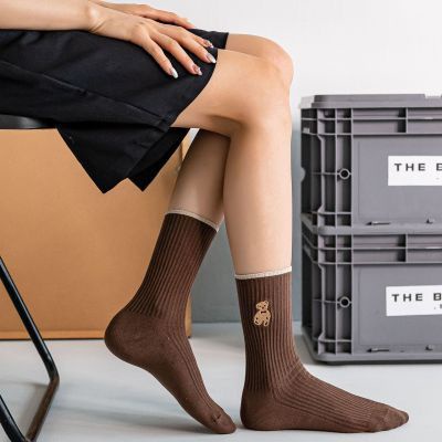 Either.id - Kaos Kaki Pria Wanita Panjang Setinggi Betis Motif Beruang Cute Bear New Fashion Korean Style Socks-1