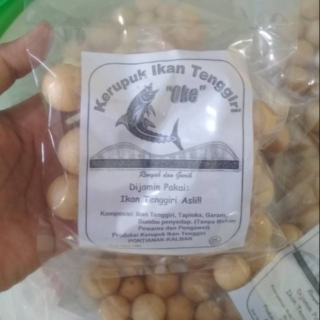 

Amplang / Kerupuk Ikan Oke