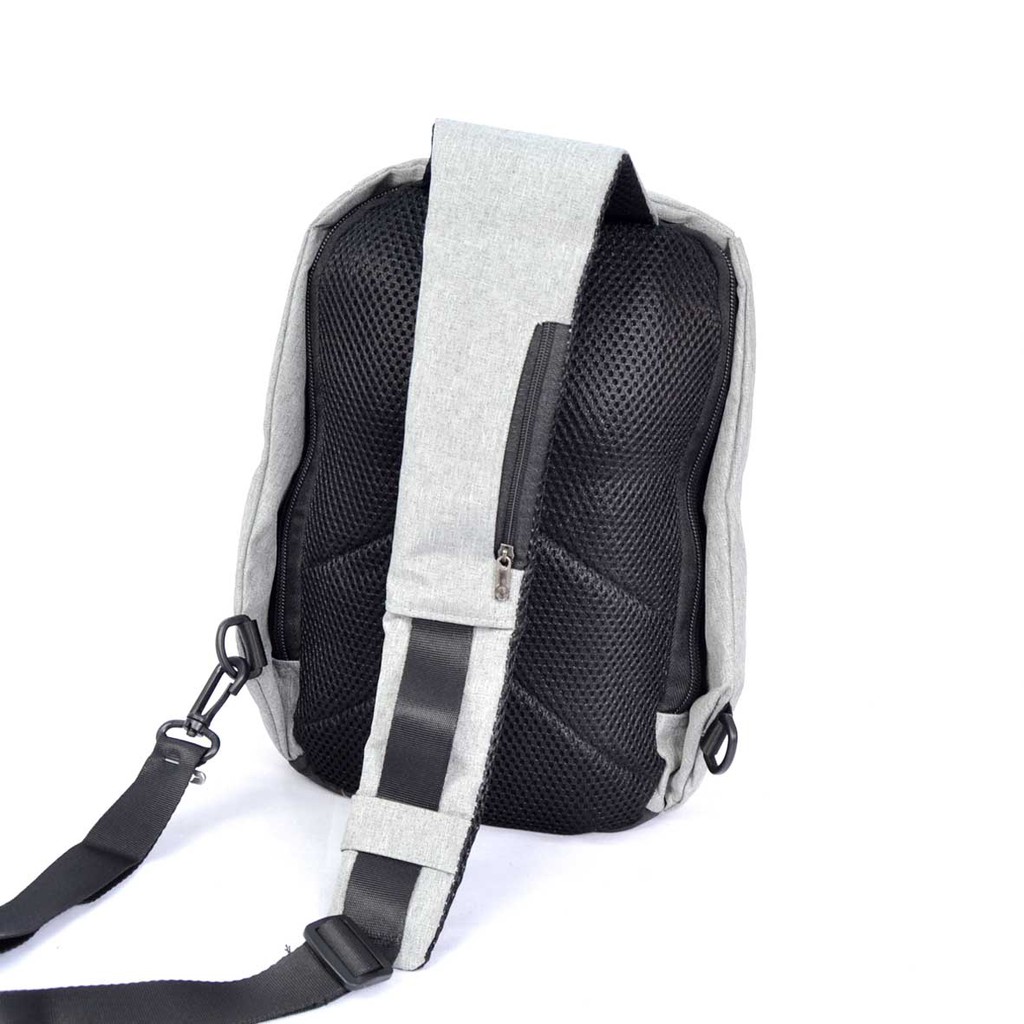 Tas Selempang Fashion Pria Sling Shoulder Bag Import Back Pack Travel USB 7094