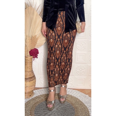 Termurah !! Rok plisket NO WIRU PRODUKSI SENDIRI. ready / rok span / rok plisket / rok batik / rok kondangan-melati hitam coklat