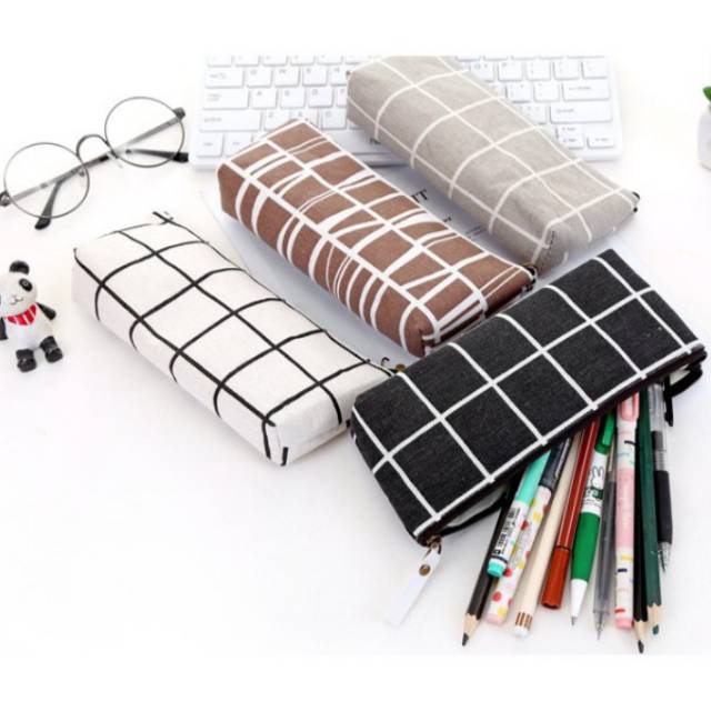 

Tempat Pensil/Tepak Pensil/Kotak Pensil Motif Kotak Windowpane/Pouch Kosmetik/Tempat Kotak Kosmetik