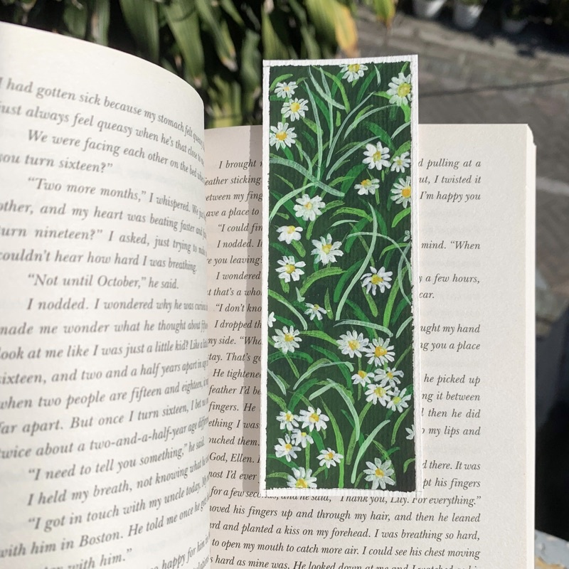 

Bookmark Handpainted | Pembatas Buku Lukis