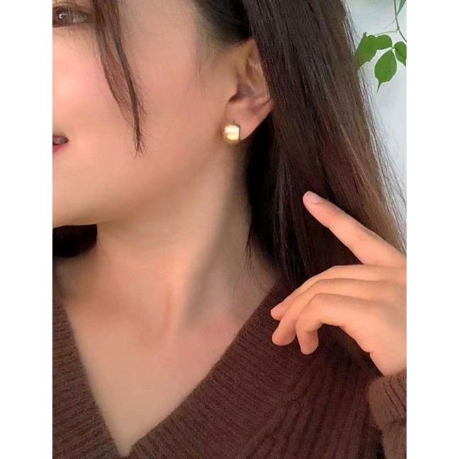 LRC Anting Tusuk Fashion Gold Geometric Dumb Gold Earrings D41952