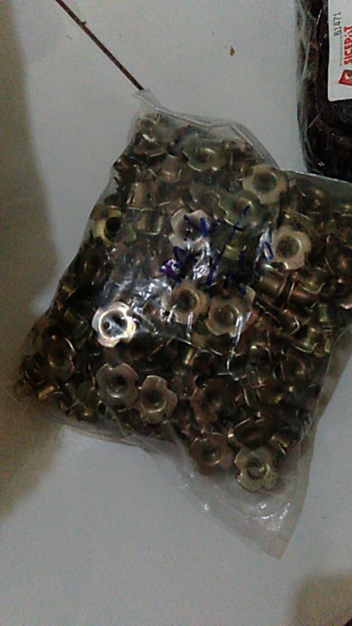 Tee Nut M6 / Mur Cakar M6 / Mur Tanam Kayu / T Nut / Mur Furniture