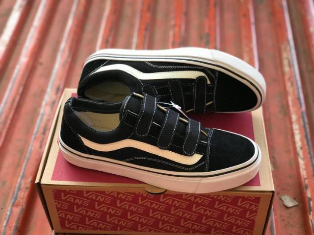 SEPATU43 VANS AUTHENTIC FULL BLACK HITAM COKLAT OLDSKOOL ERA SK8