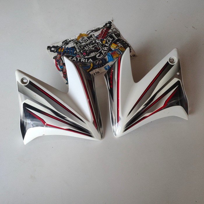 cover sayap sirip tangki yamaha vixion old putih original