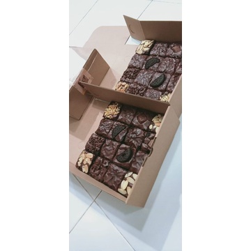 

ULTIMATE BROWNIES SKAT by Sweet.dishes panggang fudgy