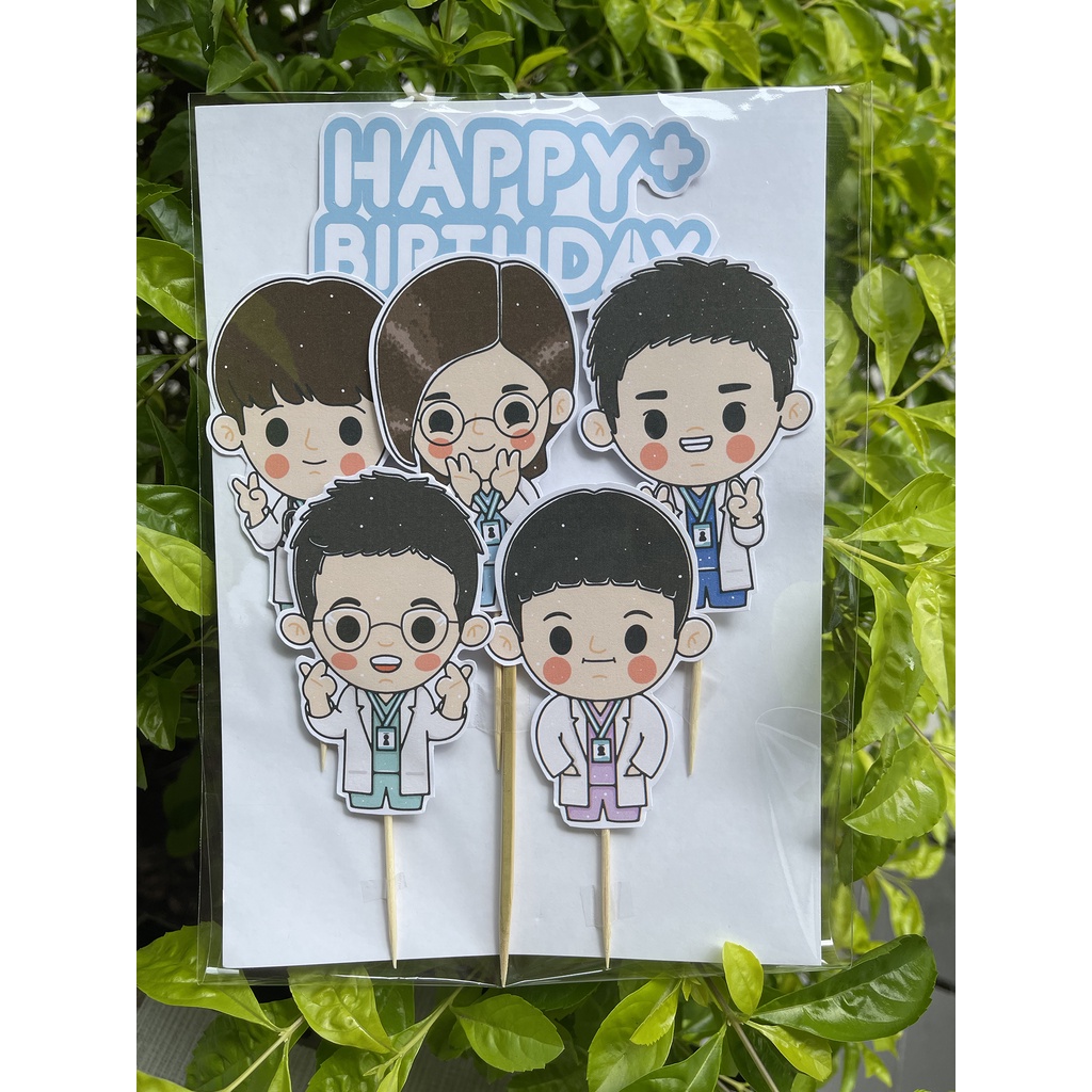 

TOPPERS HOSPITAL PLAYLIST DECORASI KUE CAKE ULANG TAHUN