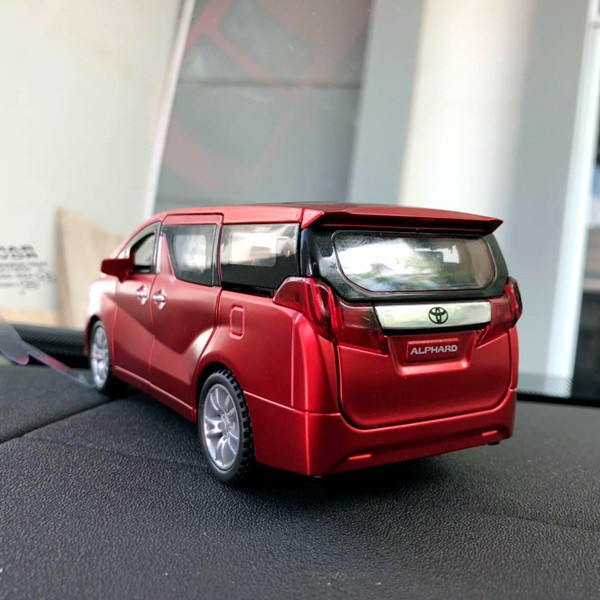 TOYOTA ALPHARD RED EDITION Parfume Pewangi Pengharum Mobil Parfum Pajangan Miniatur Diecast Mobil