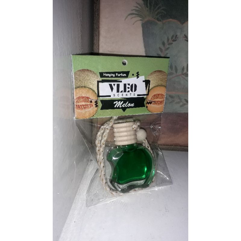 VLEO PENGHARUM MOBIL PEWANGI MOBIL RUANGAN GANTUNG APEL BOTOL  KOPI BALI LEMON STRAWBERRY PERMEN KARET BACCARAT