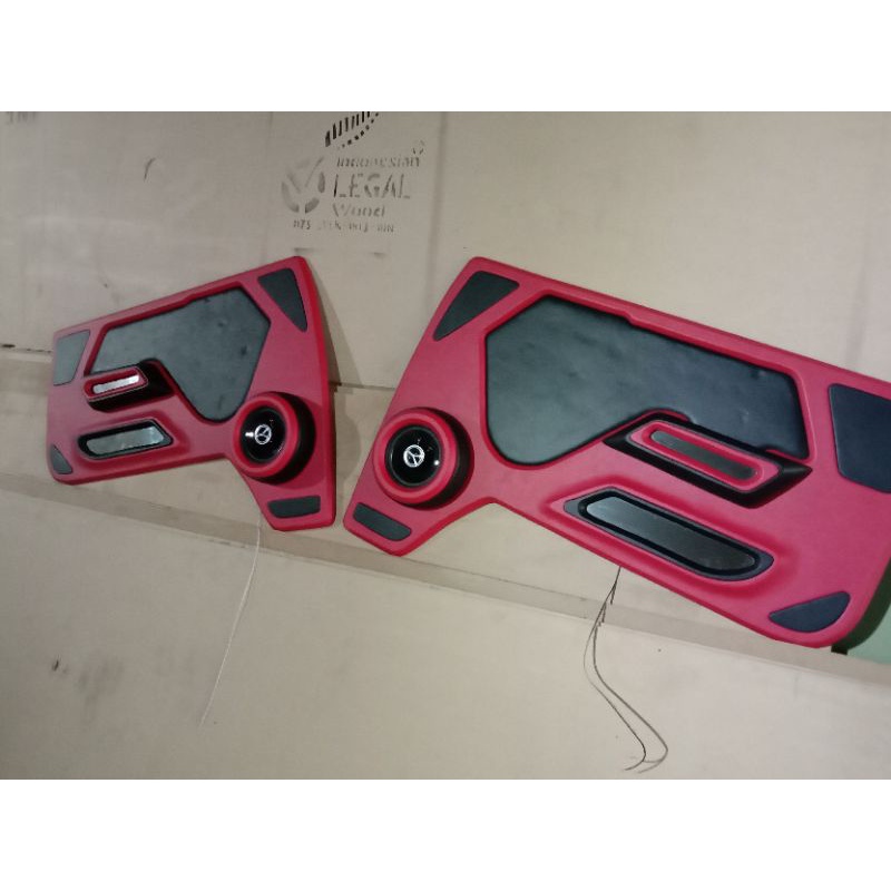 Doortrim Futura custom minimalis