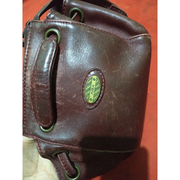 preloved aira bag sling adinda maroon