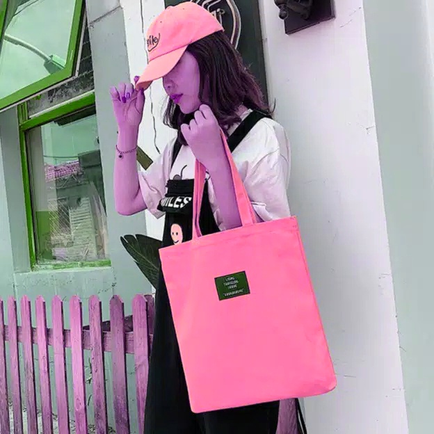 BISA COD TOTEBAGS KPOP/ TOP HANDLE BAGS RESLETING TAS FASHION PRIA WANITA MURAH TAS JINJING TAS BAHU WANITA TERFAVORIT TAS SEKOLAH TAS KULIAH TAS TRAVELING SHARE TAS SOUVENIR TOTE KOREA TAS TRAVELING TERLARIS  TAS PRIA WANITA