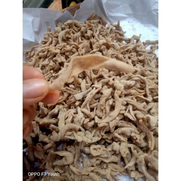 

Keripik Usus Renyah Gurih Bikin Ketagihan