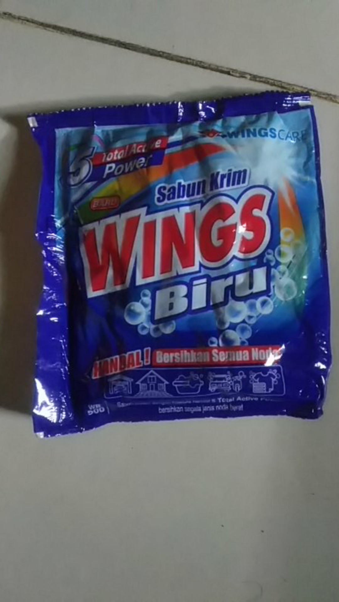 Wings Cream Detergent 174gr