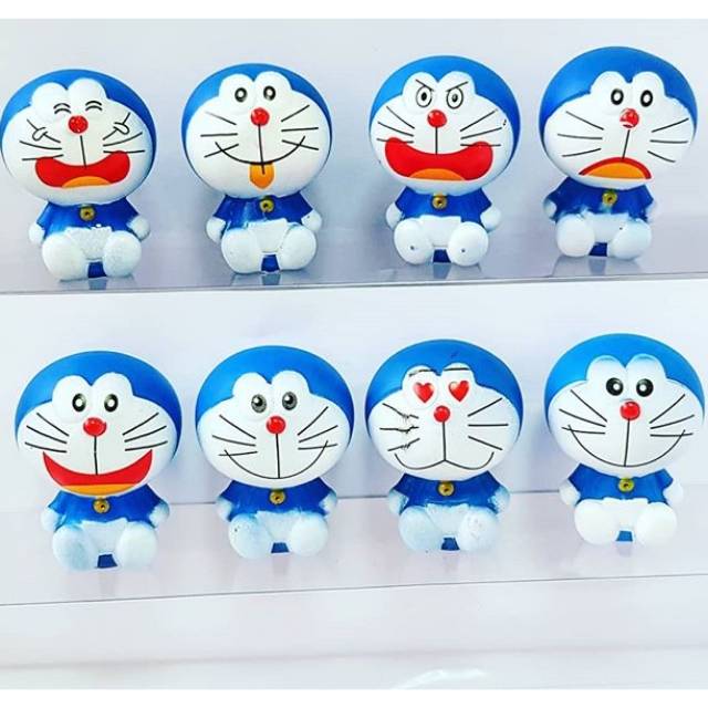 topper mainan karet hiasan kue ulang tahun 4cm pajangan mobil doraemon