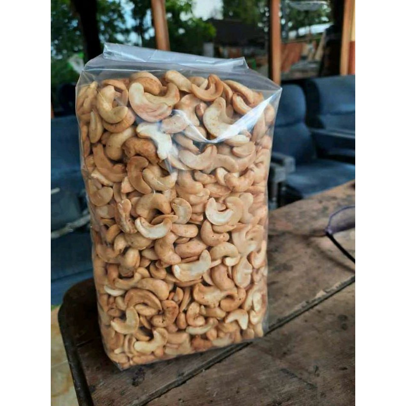 

KACANG METE BELAH DUA MATANG GORENG (1000gram)