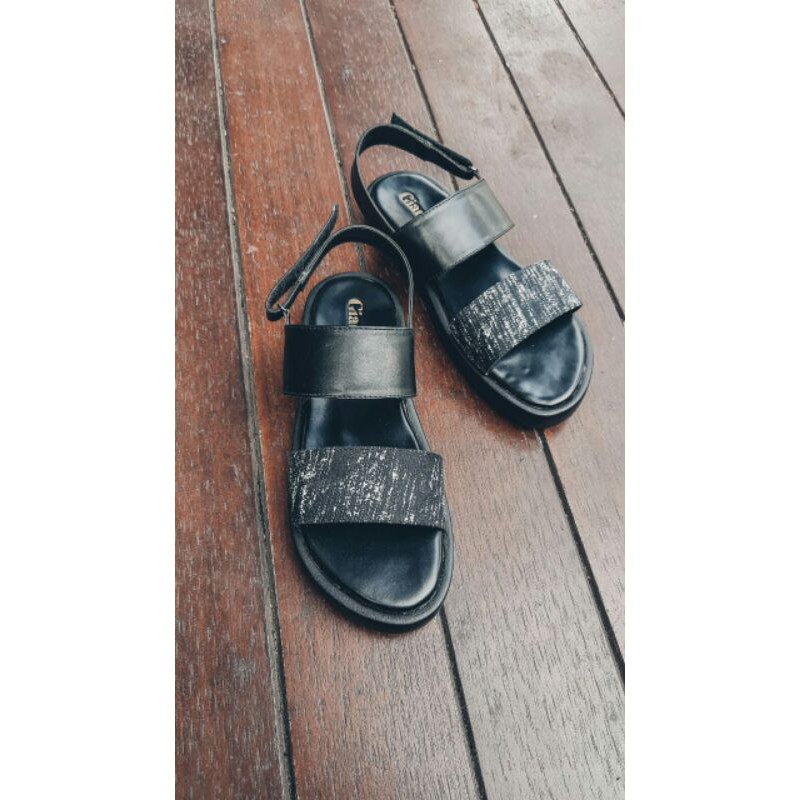 Sandal Wanita / Gianina - Zera Black Platform Sandals
