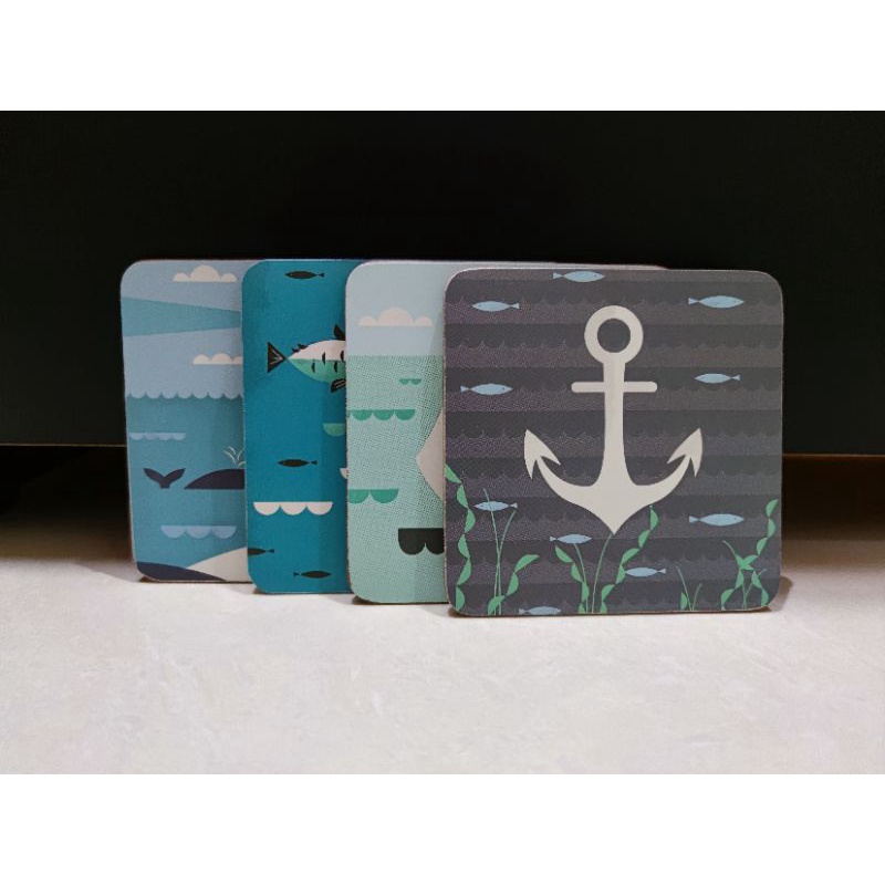 Tatakan gelas motif kota pantai Brighton, Inggris