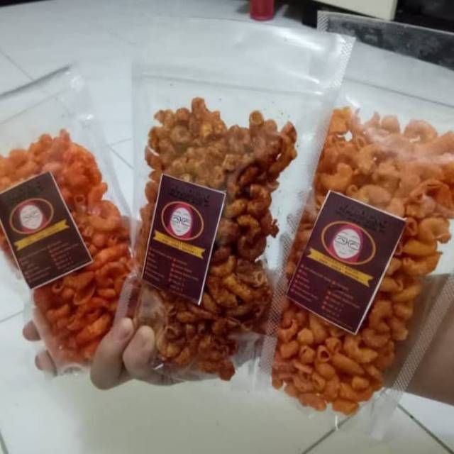 

MAKARONI BAPER BERMACAM MACAM RASA