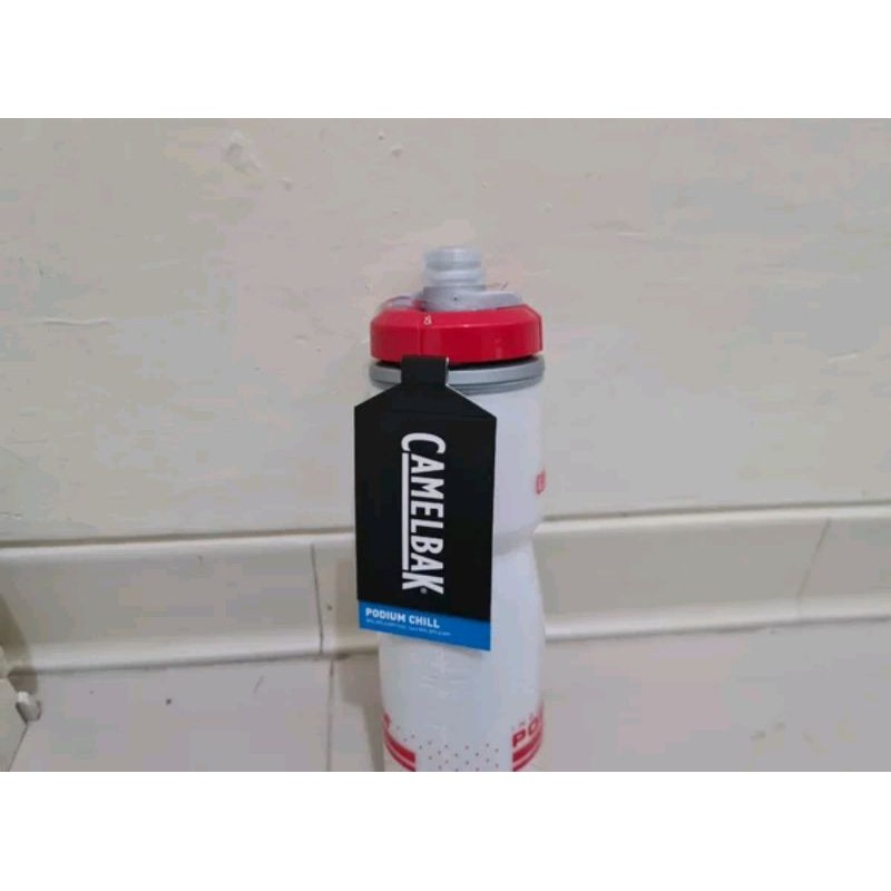 Bottle Camelbak Podium Chill Mdl B 710ML Warna Fiery Red White. code 729824003 botol sepeda