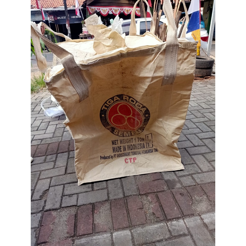 Karung Jumbo Bag 1 Ton / Karung Jumbo Bag Bekas 1 Ton (3 Roda)