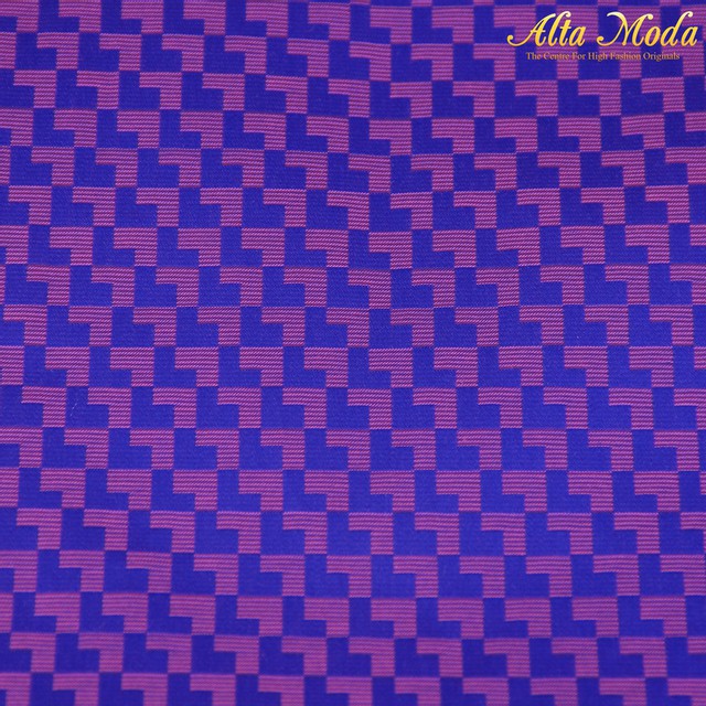 

Alta Moda Katun Jacquard Shirting Biru Elektrik Ungu (1M)