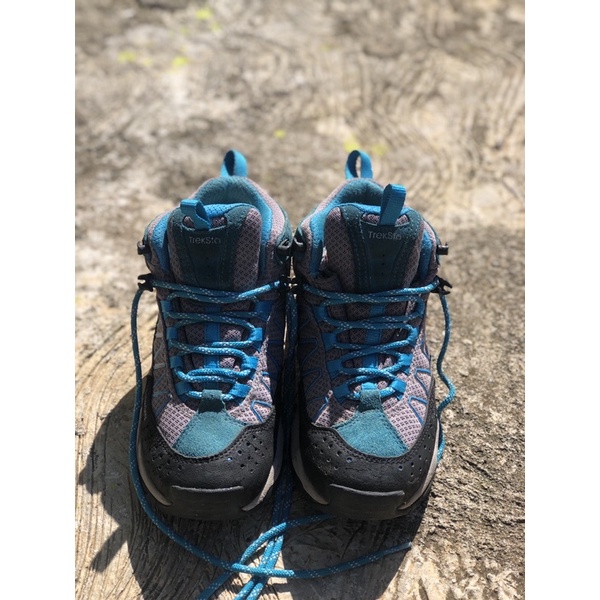 sepatu gunung treksta second ori
