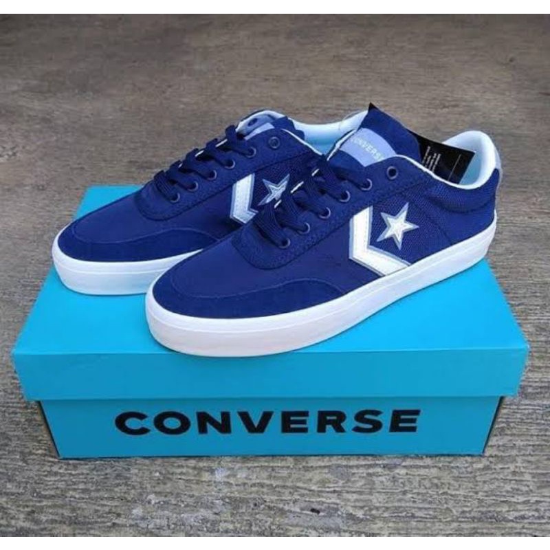 Converse courtlandt