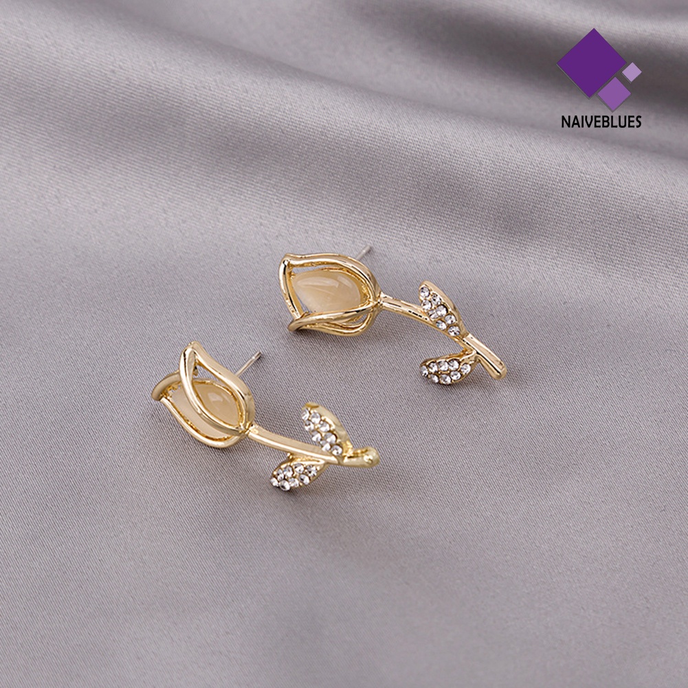 Anting Tindik Desain Daun Bunga Mawar Model Hollow Out Untuk Wanita