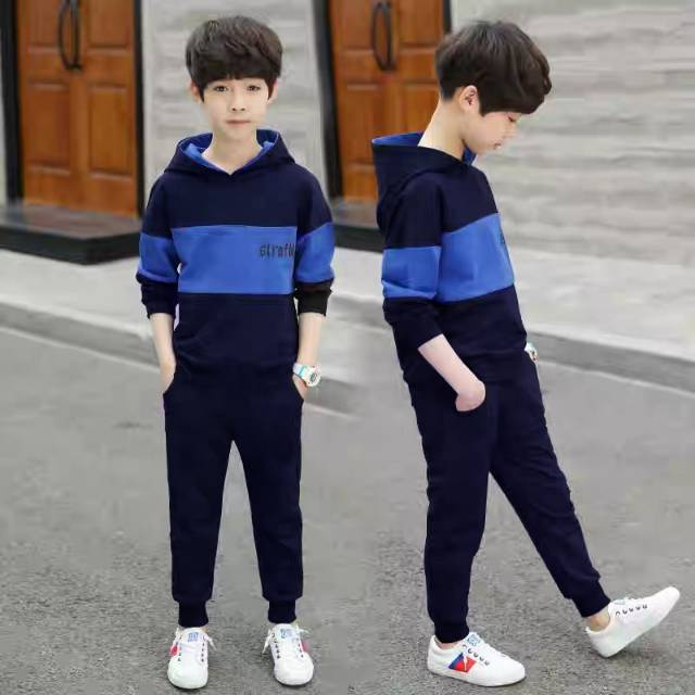 TOTOTAshop.Setelan STARLHO KIDS,Bahan FLEECE TEBAL,Motif bordir &amp; Sablon premium.real picture