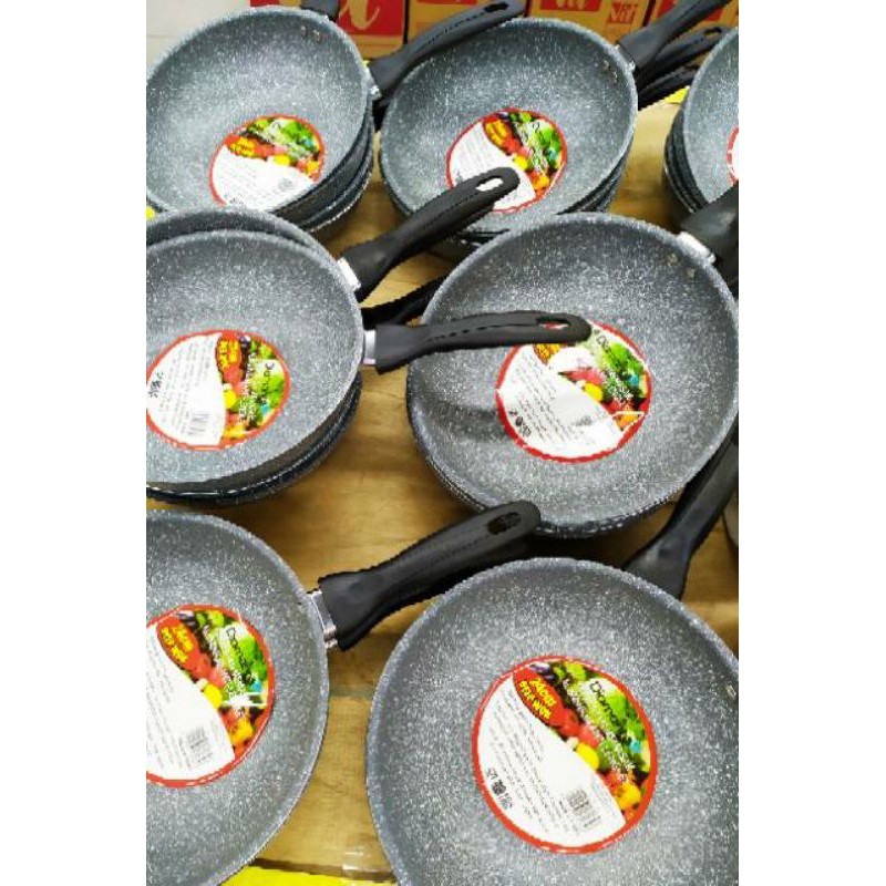 diamante deep wok 24cm