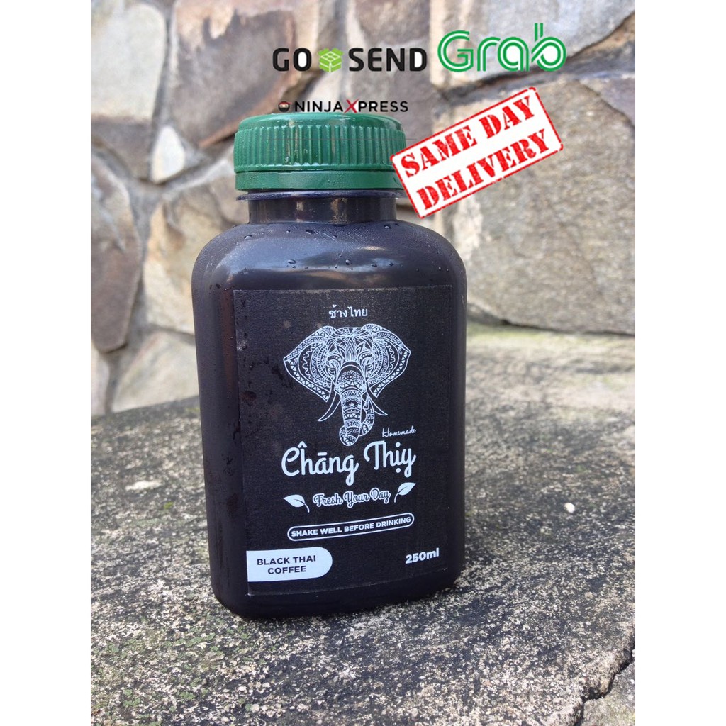 

Minuman Thai Tea by Chang Thiy Tea Black Coffee 250ml Premium HomeMade