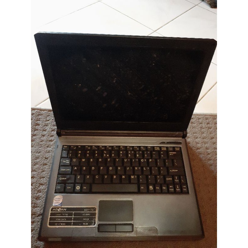Laptop ADVAN G2T-75 (SECOND / PRELOVED)