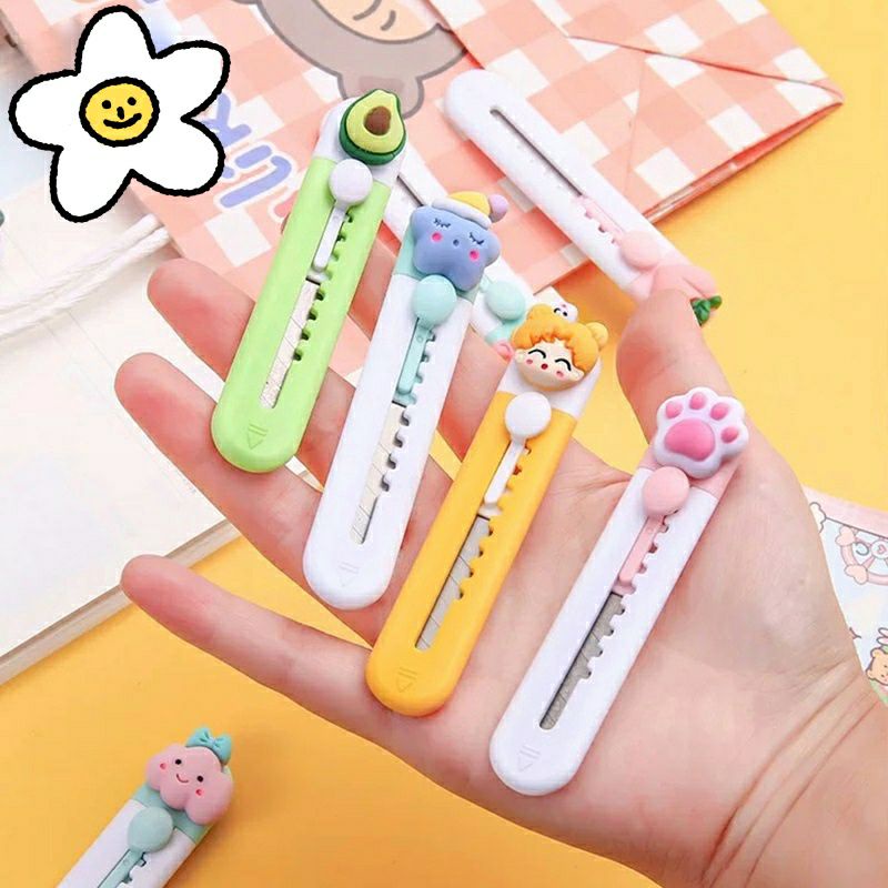 

Cutter Mini Lucu / Cutter Karakter Buah / Pisau Alat Ukir / Alat Sekolah