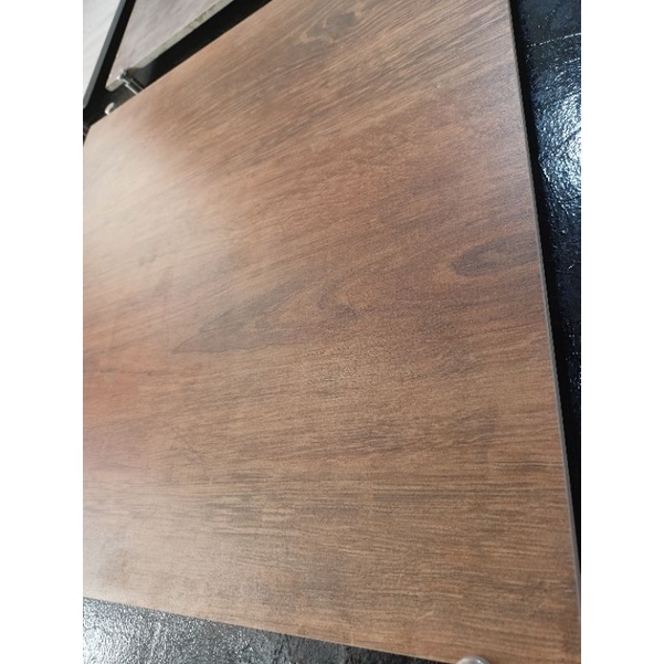 granit lantai serat kayu 60x60