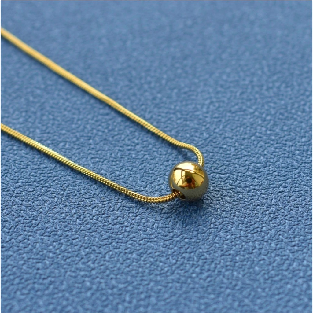 Kalung Belut Bulat Titanium Model Liontin Bulat Tersedia Warna Rose Gold dan Gold