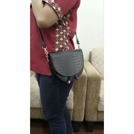 NAOMI - Cherly Bag Import - Tas motif croco - Fashion bag - Hand bag premium - Elegant bag - Sling Bag Wanita - Tas Wanita - Tas Selempang - Handbag - Tas fashion - tas pesta - tas dinner - kondangan - Tas Naomi - Naomi Bag