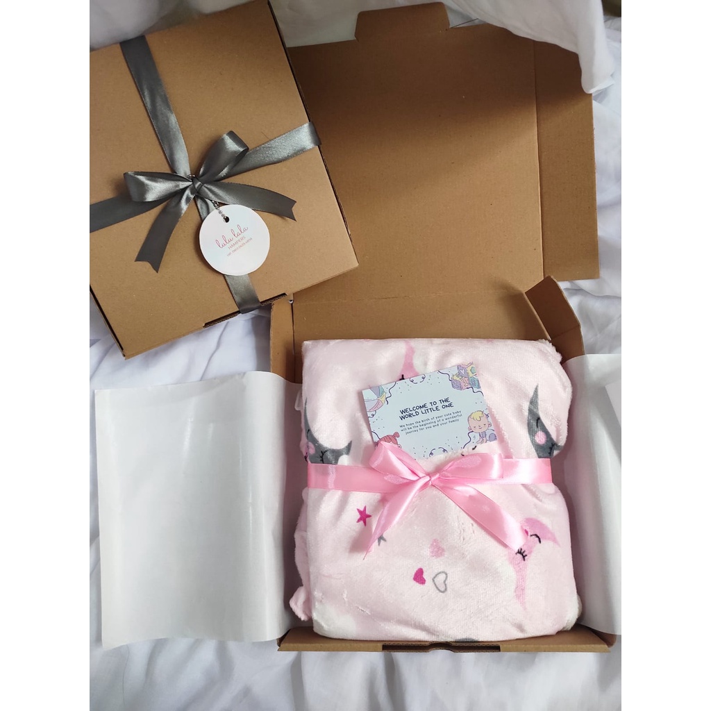 Hampers Parcel Paket Gift Set Kado Hadiah Newborn Baby Bayi Lahiran Box Selimut Bayi