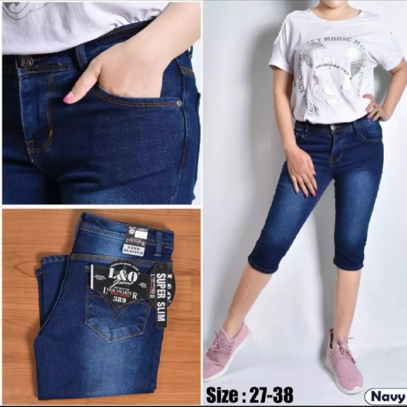 Celana jeans wanita pendek 3/4 logo levis terbaru