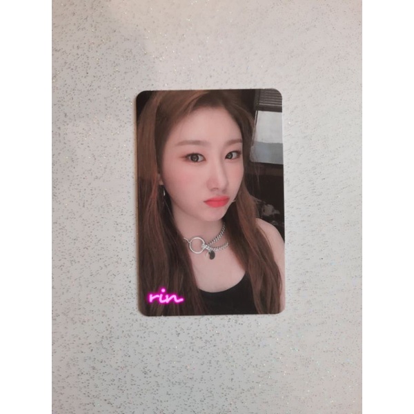 Chaeryeong Photocard Itzy Pout