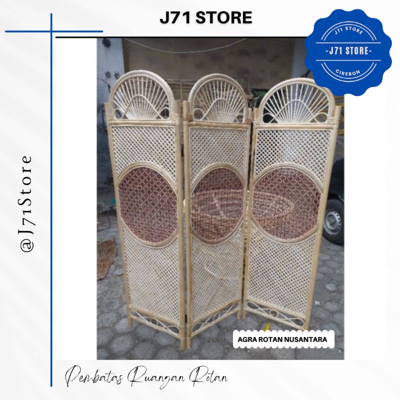 Sketsel/ Pembatas Ruangan 3 Pintu Rotan Asli