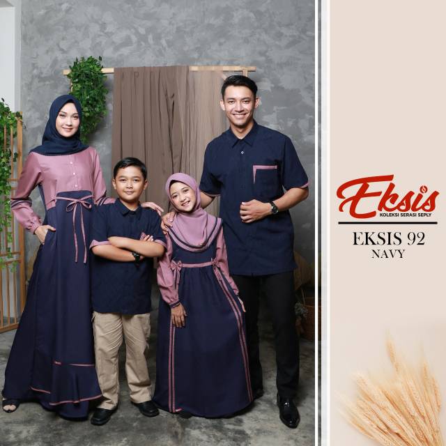 SARIMBIT SEPLY EKSIS 92 NAVY (KASEO 74, GISSEL 220, SELIA 59, KLIKO 56)