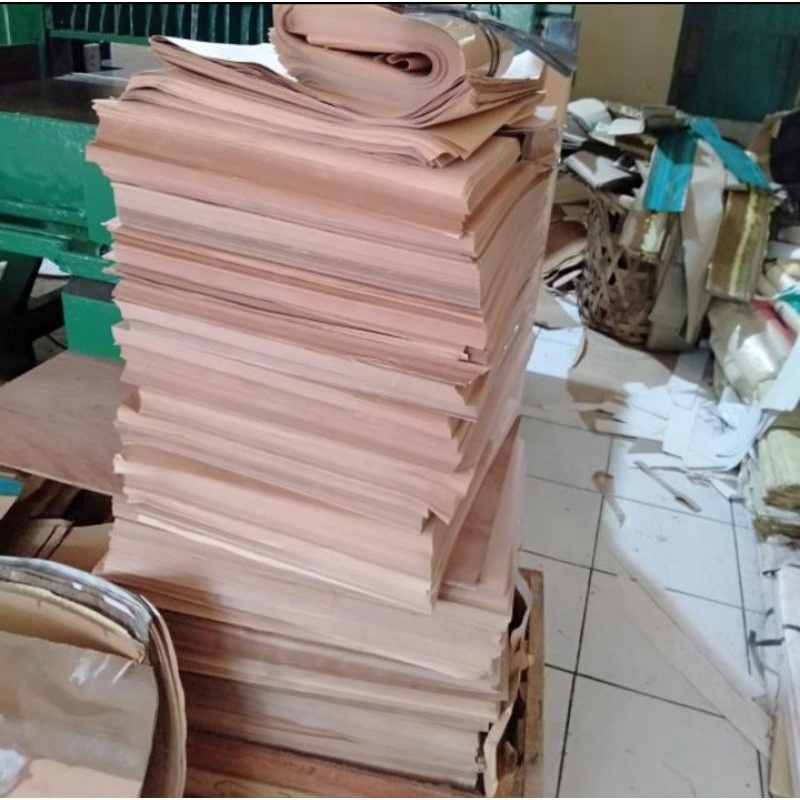 

[1kg = isi 82 lembar] kertas laminasi / kertas minyak