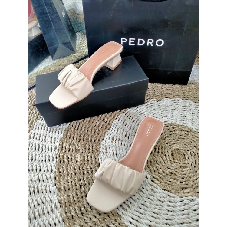 sandal wanita Pedro P01