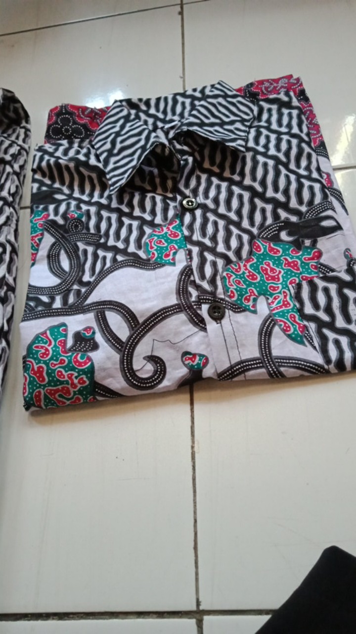 Batik Couple / Batik Couple Keluarga / Batik Jumbo / Sarimbit Keluarga / Baju Batik Marsya Gurdo