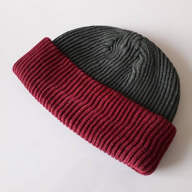 SHORT BEANIE HAT SKATE SERIES TWO TONE GREEN ARMY+MAROON/SHOET BEANIE 2 WARNA BOLAK BALIK/BEANIE 2